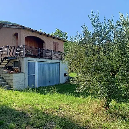 Holiday home Tra Gli Ulivi Umbri *